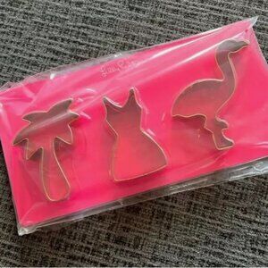 NWT Lilly Pulitzer Set of 3 Cookie Cutters Gold Metallic